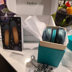 Tahitian Pearl Tieks